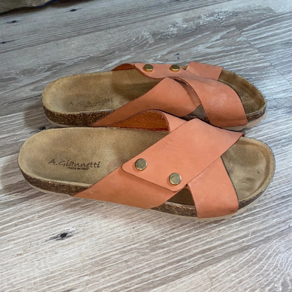 Sandals/8